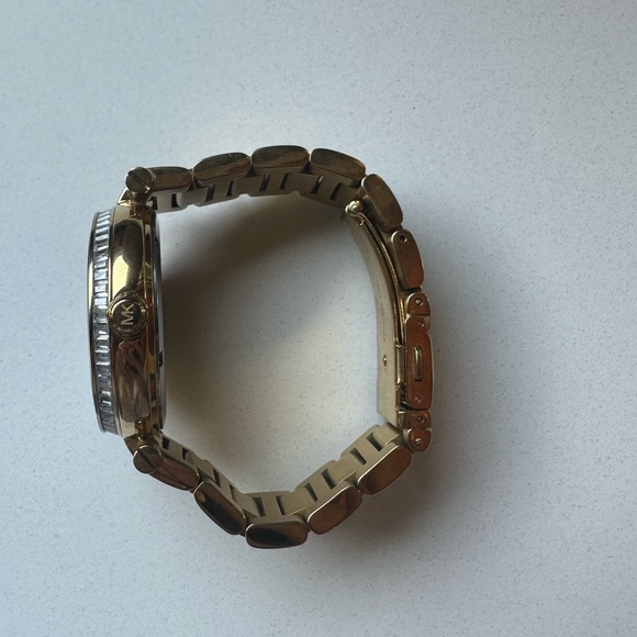 Michael Kors Womens Gold Watch Dark Green Face - Picture 3 of 4